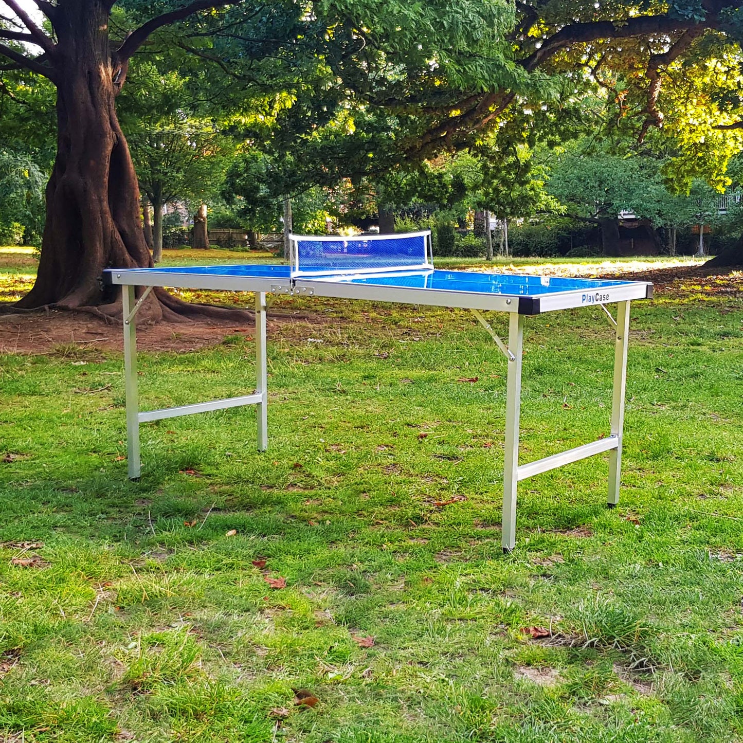 |Viavito PlayCase 5ft Outdoor Folding Table Tennis Table - Lifestyle 3|